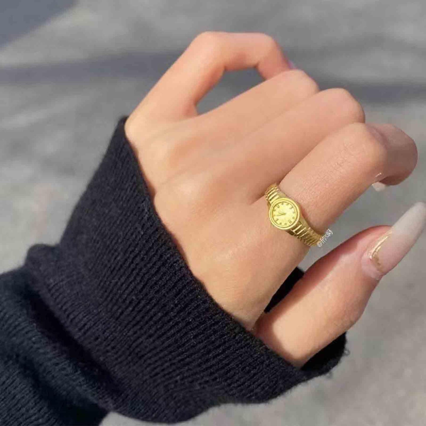 Vintage Round Watch Finger Ring Thick Clock Ring Small Watch Ring Adjustable Open Ring Gold Signet Rings Jewelry for Women