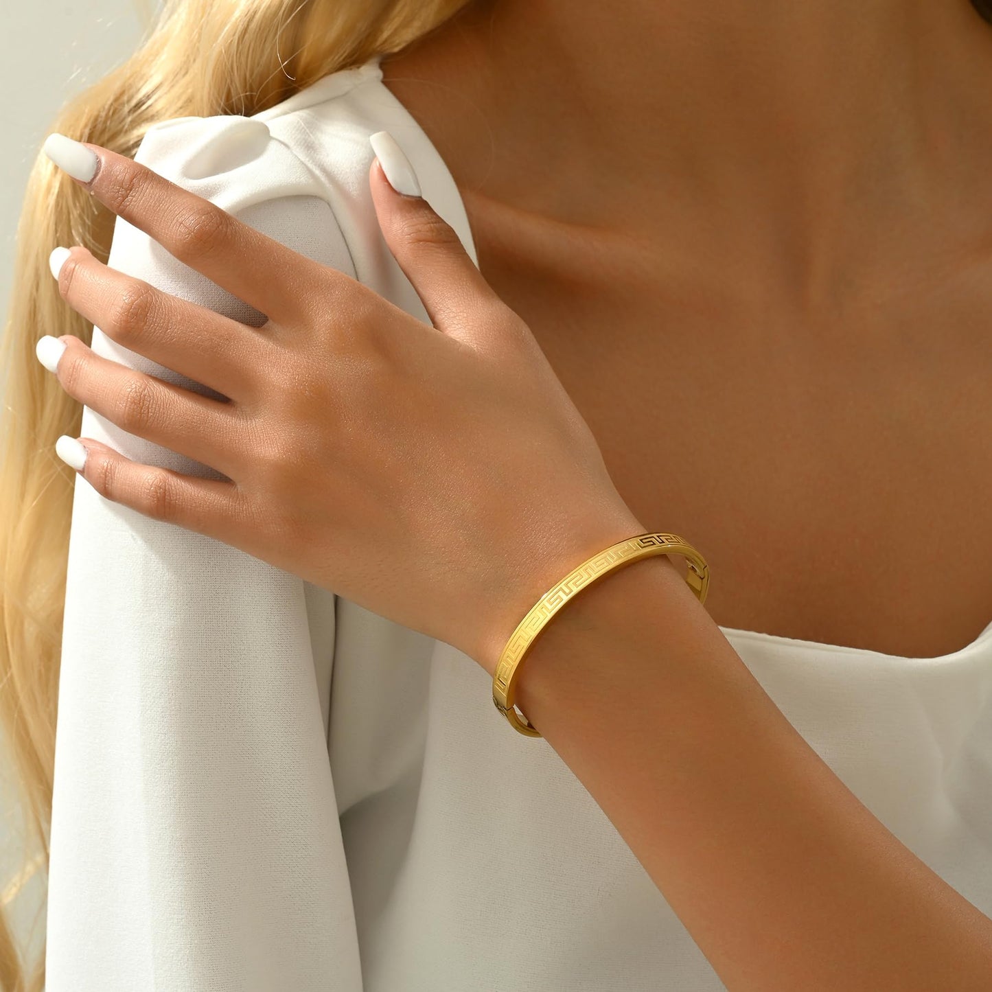 Gold bracelet for Women 18K Gold Plated Bamboo Watch Band Star Labyrinth Bangle Bracelets Dainty Stainless Steel Jewelry Gifts